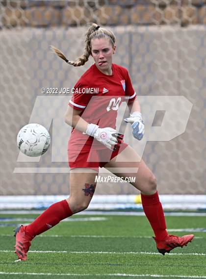 Thumbnail 2 in Westlake vs Southlake Carroll (UIL 6A Girls Soccer State Semifinal) photogallery.