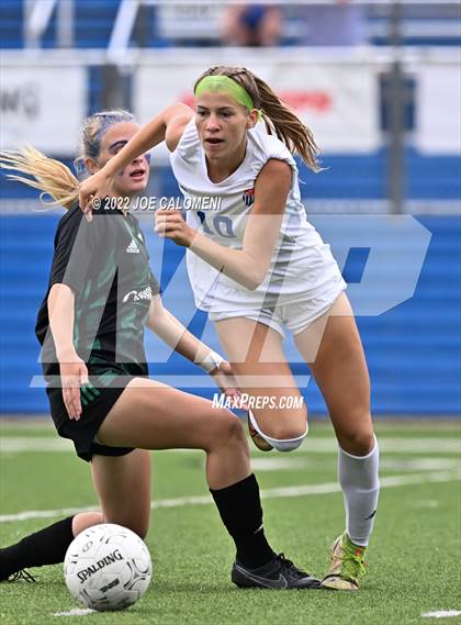 Thumbnail 2 in Westlake vs Southlake Carroll (UIL 6A Girls Soccer State Semifinal) photogallery.
