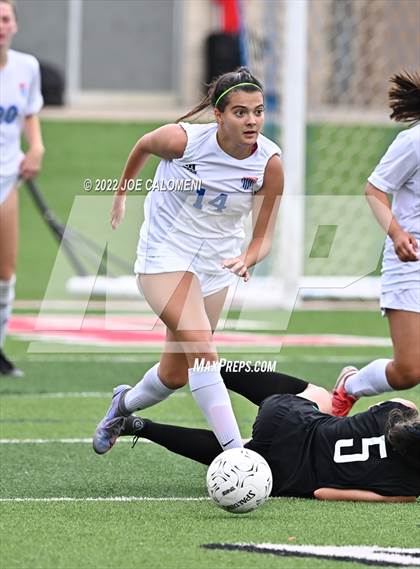 Thumbnail 1 in Westlake vs Southlake Carroll (UIL 6A Girls Soccer State Semifinal) photogallery.