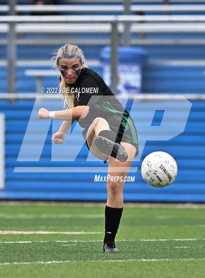Thumbnail 2 in Westlake vs Southlake Carroll (UIL 6A Girls Soccer State Semifinal) photogallery.