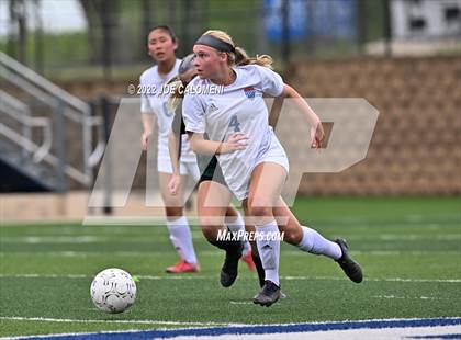 Thumbnail 3 in Westlake vs Southlake Carroll (UIL 6A Girls Soccer State Semifinal) photogallery.
