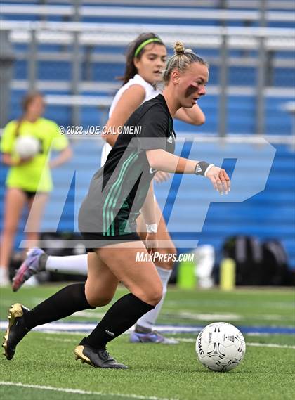 Thumbnail 2 in Westlake vs Southlake Carroll (UIL 6A Girls Soccer State Semifinal) photogallery.