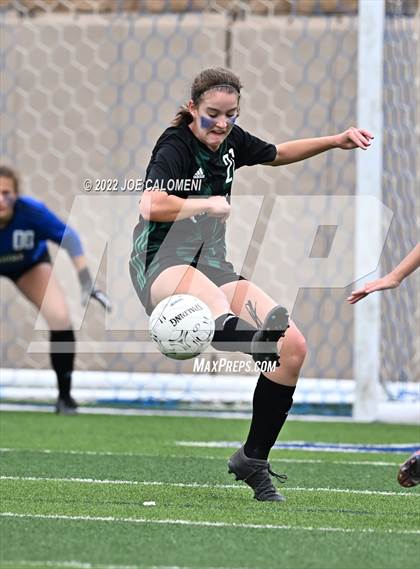 Thumbnail 2 in Westlake vs Southlake Carroll (UIL 6A Girls Soccer State Semifinal) photogallery.
