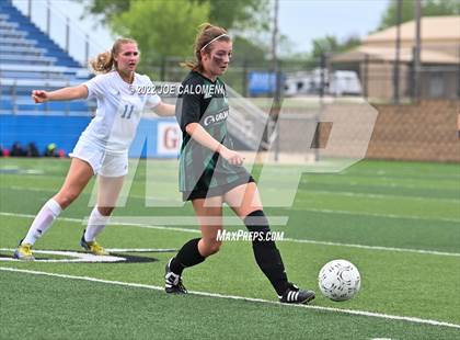 Thumbnail 2 in Westlake vs Southlake Carroll (UIL 6A Girls Soccer State Semifinal) photogallery.