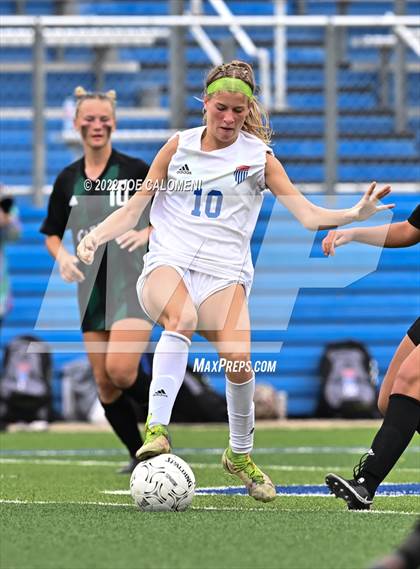 Thumbnail 3 in Westlake vs Southlake Carroll (UIL 6A Girls Soccer State Semifinal) photogallery.