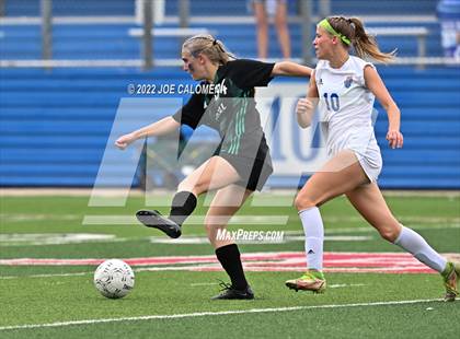 Thumbnail 3 in Westlake vs Southlake Carroll (UIL 6A Girls Soccer State Semifinal) photogallery.