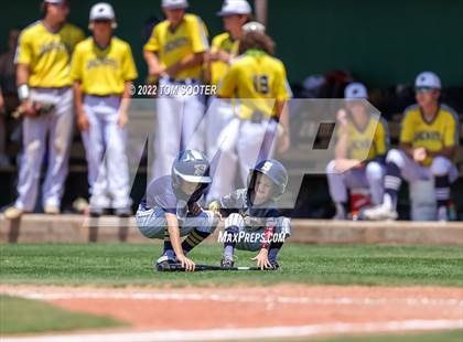 Thumbnail 1 in Stephenville @ Snyder (UIL 4A Regional Semifinals) photogallery.