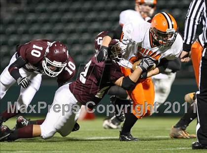 Thumbnail 2 in Caledonia-Mumford vs. Walton (NYSPHSAA Class D Semifinal) photogallery.