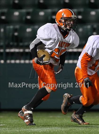Thumbnail 2 in Caledonia-Mumford vs. Walton (NYSPHSAA Class D Semifinal) photogallery.