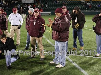 Thumbnail 2 in Caledonia-Mumford vs. Walton (NYSPHSAA Class D Semifinal) photogallery.