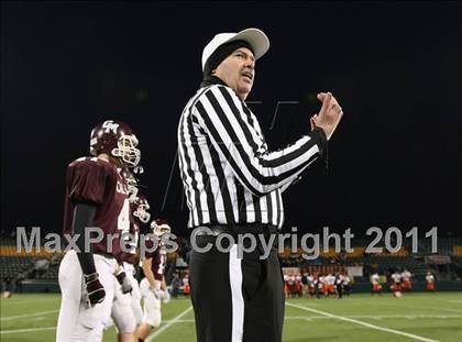 Thumbnail 2 in Caledonia-Mumford vs. Walton (NYSPHSAA Class D Semifinal) photogallery.