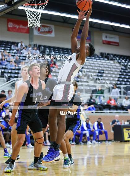 Thumbnail 3 in Sulphur Springs vs Wylie (Forney ISD Winter Classic) photogallery.