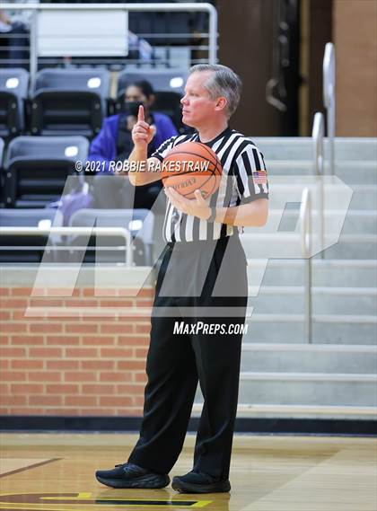 Thumbnail 3 in Sulphur Springs vs Wylie (Forney ISD Winter Classic) photogallery.