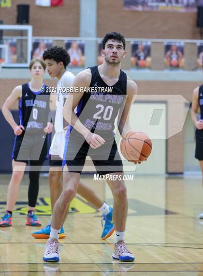 Thumbnail 2 in Sulphur Springs vs Wylie (Forney ISD Winter Classic) photogallery.