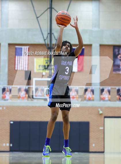 Thumbnail 2 in Sulphur Springs vs Wylie (Forney ISD Winter Classic) photogallery.