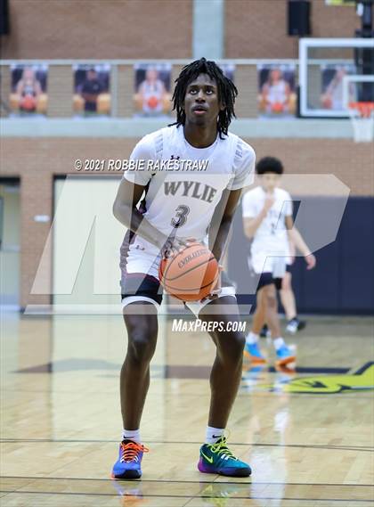 Thumbnail 1 in Sulphur Springs vs Wylie (Forney ISD Winter Classic) photogallery.