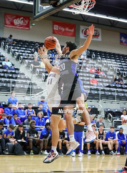 Thumbnail 3 in Sulphur Springs vs Wylie (Forney ISD Winter Classic) photogallery.