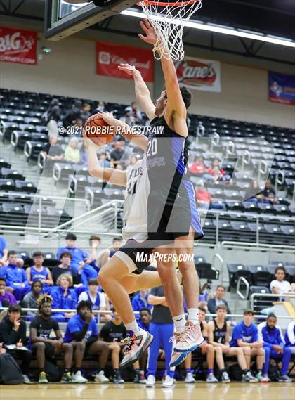Thumbnail 1 in Sulphur Springs vs Wylie (Forney ISD Winter Classic) photogallery.