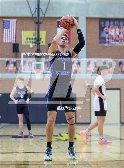 Thumbnail 1 in Sulphur Springs vs Wylie (Forney ISD Winter Classic) photogallery.