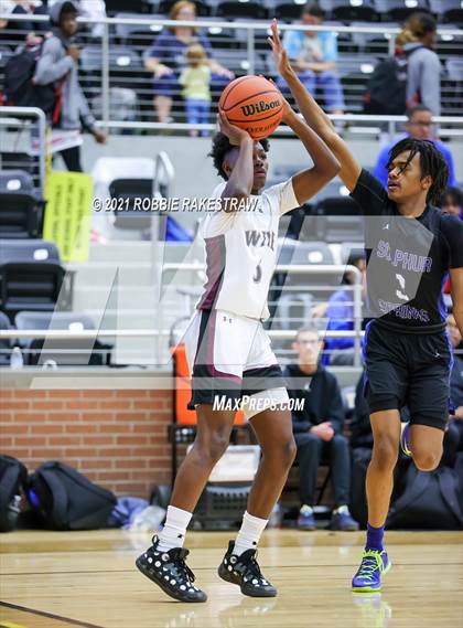 Thumbnail 2 in Sulphur Springs vs Wylie (Forney ISD Winter Classic) photogallery.