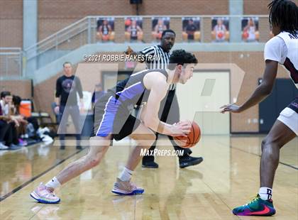 Thumbnail 2 in Sulphur Springs vs Wylie (Forney ISD Winter Classic) photogallery.