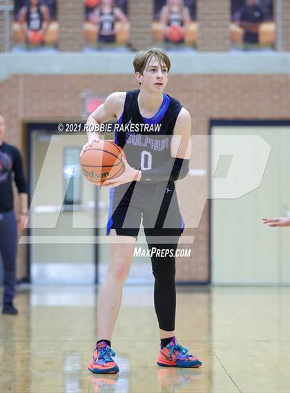 Thumbnail 2 in Sulphur Springs vs Wylie (Forney ISD Winter Classic) photogallery.