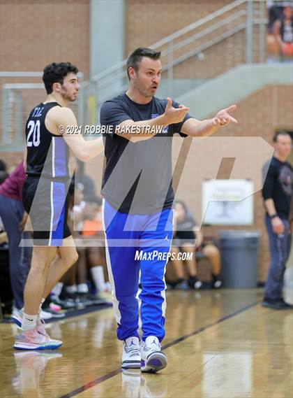 Thumbnail 1 in Sulphur Springs vs Wylie (Forney ISD Winter Classic) photogallery.