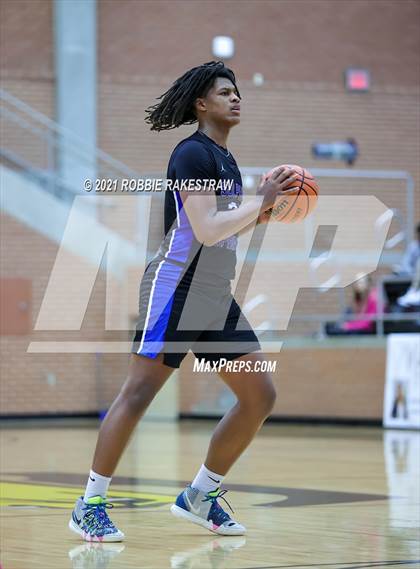 Thumbnail 3 in Sulphur Springs vs Wylie (Forney ISD Winter Classic) photogallery.