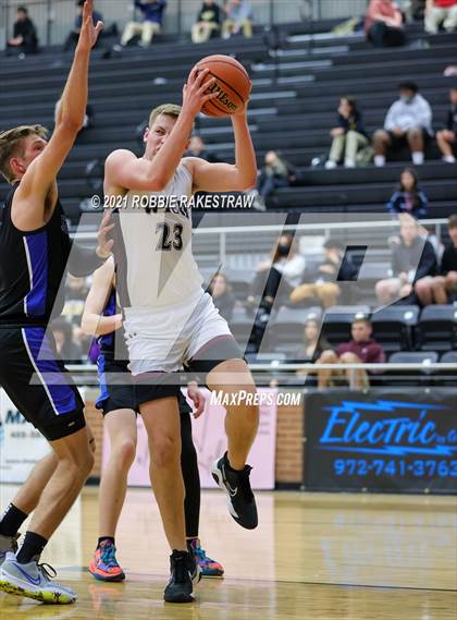 Thumbnail 2 in Sulphur Springs vs Wylie (Forney ISD Winter Classic) photogallery.