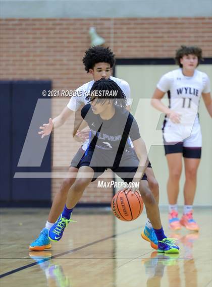 Thumbnail 1 in Sulphur Springs vs Wylie (Forney ISD Winter Classic) photogallery.