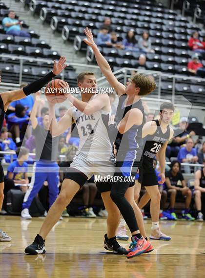 Thumbnail 2 in Sulphur Springs vs Wylie (Forney ISD Winter Classic) photogallery.