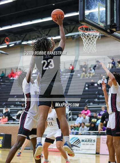 Thumbnail 2 in Sulphur Springs vs Wylie (Forney ISD Winter Classic) photogallery.