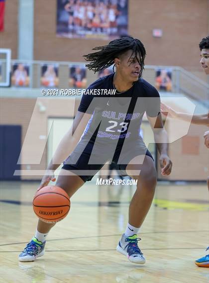 Thumbnail 2 in Sulphur Springs vs Wylie (Forney ISD Winter Classic) photogallery.