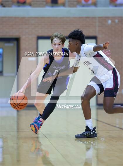 Thumbnail 2 in Sulphur Springs vs Wylie (Forney ISD Winter Classic) photogallery.