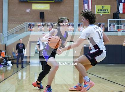 Thumbnail 1 in Sulphur Springs vs Wylie (Forney ISD Winter Classic) photogallery.