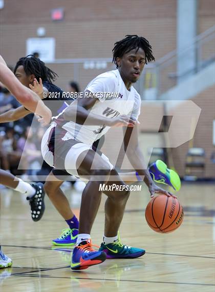 Thumbnail 1 in Sulphur Springs vs Wylie (Forney ISD Winter Classic) photogallery.