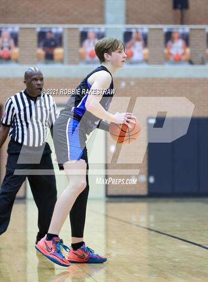 Thumbnail 1 in Sulphur Springs vs Wylie (Forney ISD Winter Classic) photogallery.