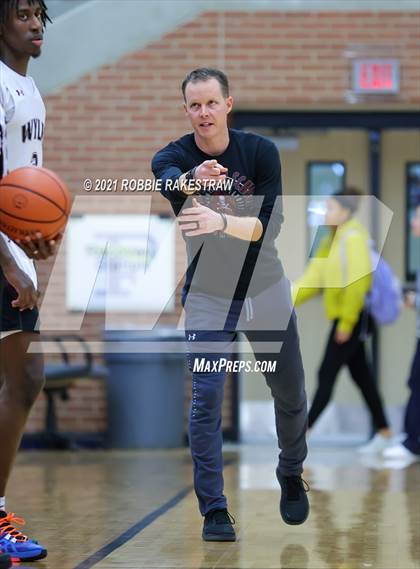 Thumbnail 1 in Sulphur Springs vs Wylie (Forney ISD Winter Classic) photogallery.