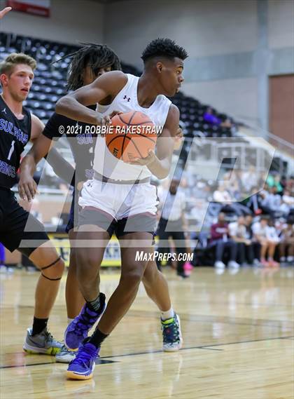 Thumbnail 3 in Sulphur Springs vs Wylie (Forney ISD Winter Classic) photogallery.