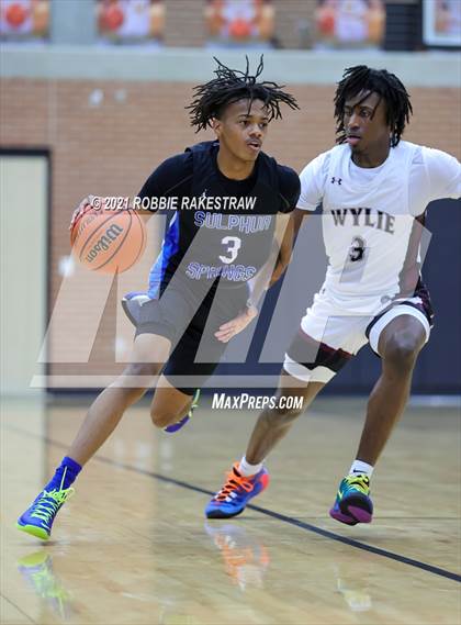 Thumbnail 3 in Sulphur Springs vs Wylie (Forney ISD Winter Classic) photogallery.