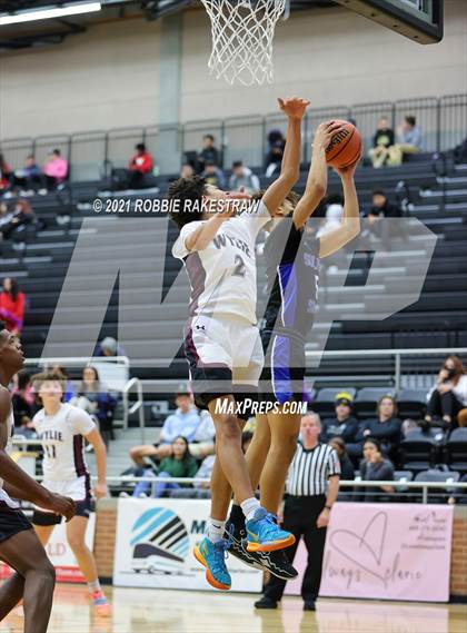 Thumbnail 1 in Sulphur Springs vs Wylie (Forney ISD Winter Classic) photogallery.