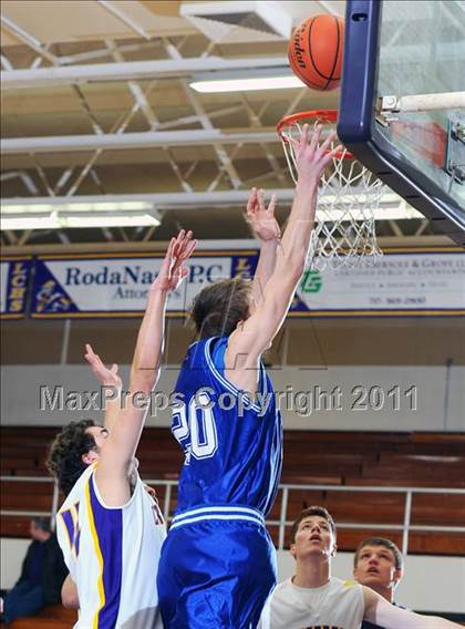 Thumbnail 3 in Lampeter-Strasburg @ Lancaster Catholic photogallery.