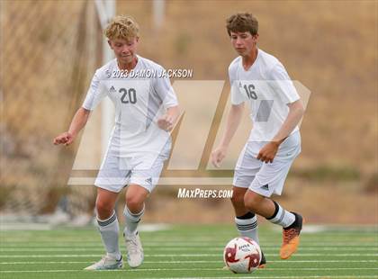 Thumbnail 2 in Elko vs Virgin (VVHS Bulldogs Invitational) photogallery.