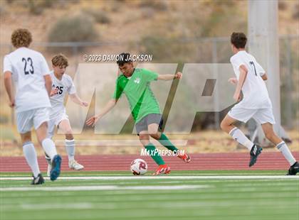 Thumbnail 1 in Elko vs Virgin (VVHS Bulldogs Invitational) photogallery.