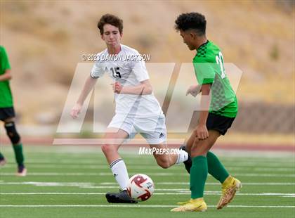 Thumbnail 2 in Elko vs Virgin (VVHS Bulldogs Invitational) photogallery.