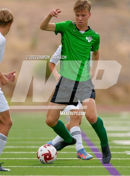 Thumbnail 1 in Elko vs Virgin (VVHS Bulldogs Invitational) photogallery.