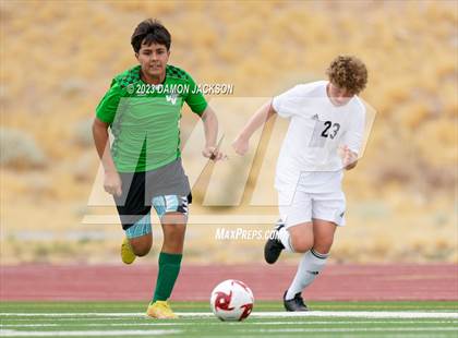Thumbnail 3 in Elko vs Virgin (VVHS Bulldogs Invitational) photogallery.