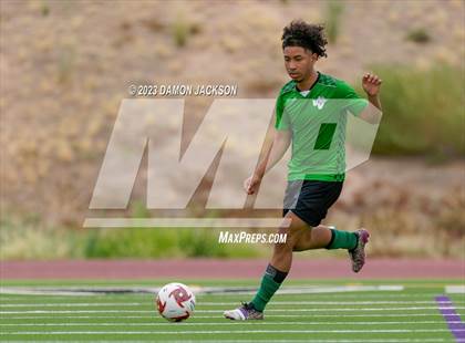 Thumbnail 2 in Elko vs Virgin (VVHS Bulldogs Invitational) photogallery.