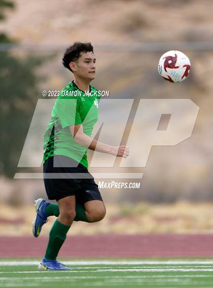 Thumbnail 2 in Elko vs Virgin (VVHS Bulldogs Invitational) photogallery.