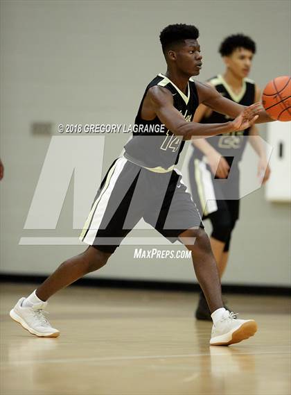 Thumbnail 2 in Fossil Ridge vs McKinney photogallery.